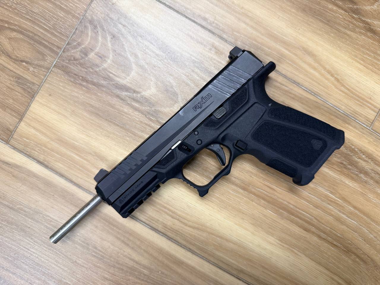 California SSE Glock 19 Clone, Strike Industries Frame - Image 2